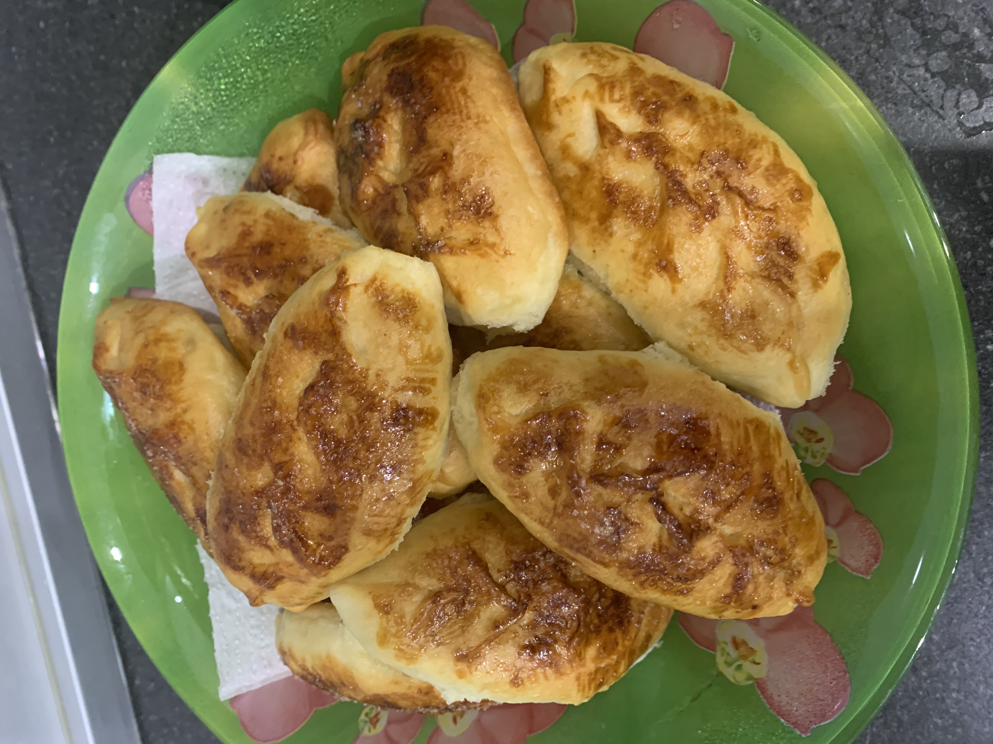 Пирожки печёные с черёмухой 