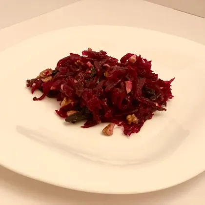 Постный салат из варёной свеклы