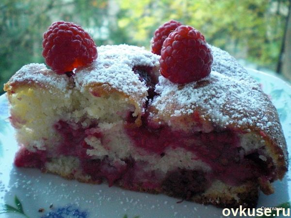 Малиновый пирог в мультиварке (автор рецепта: Диана Ляшенко)