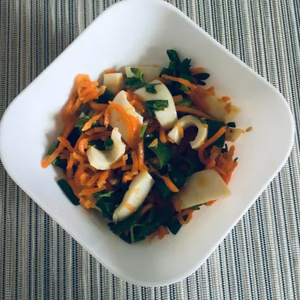 Салат из корейской моркови с кальмаром