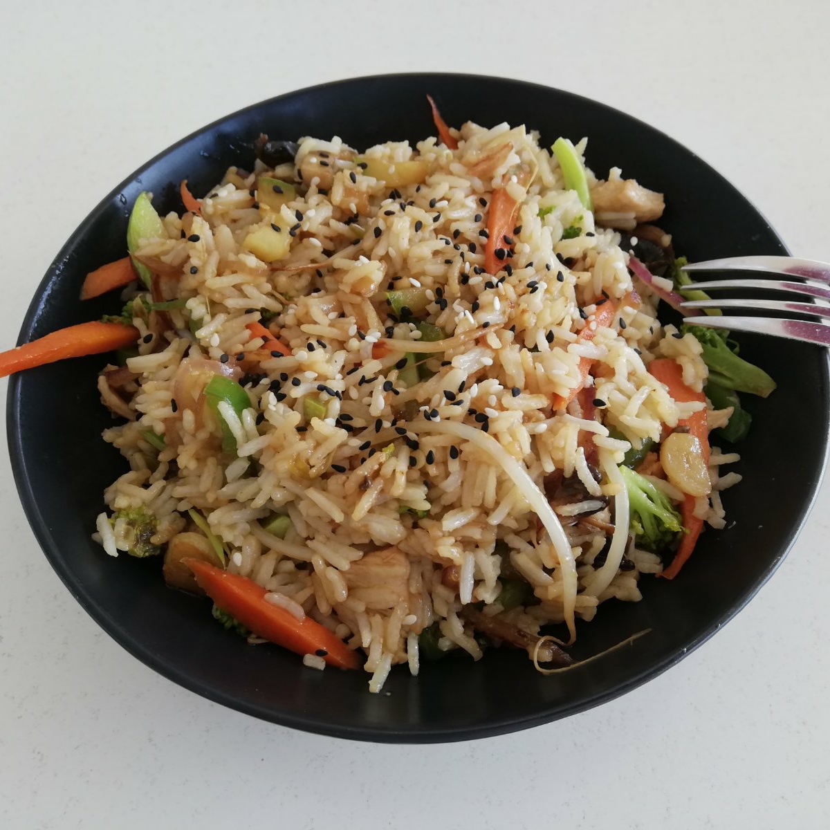 Вок с рисом и курицей – пошаговый рецепт приготовления с фото