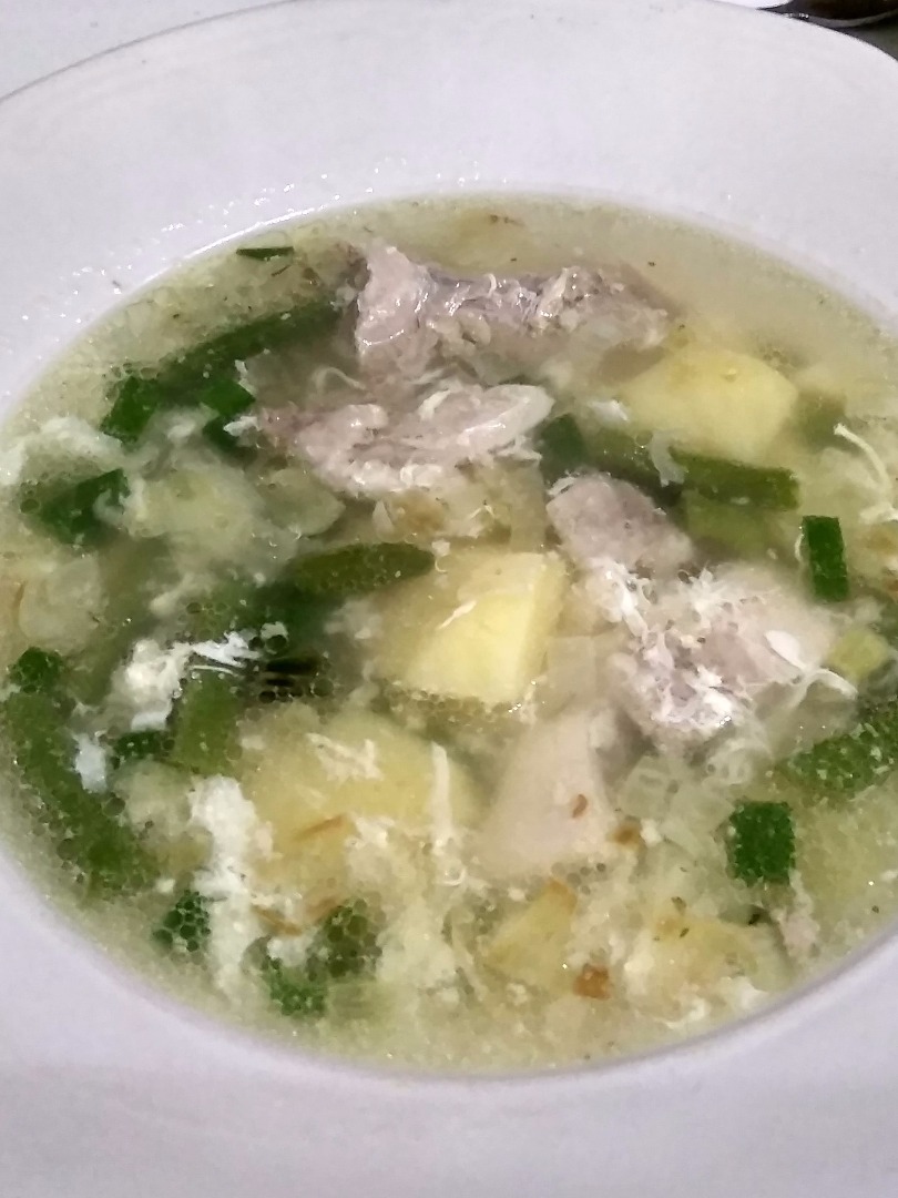 Суп с  со стручковой фасолью и яйцом