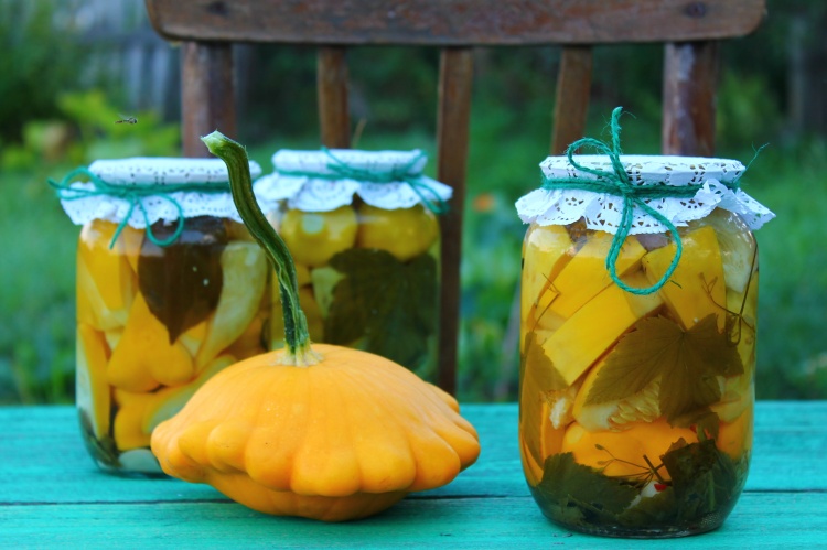 Маринованные патиссоны