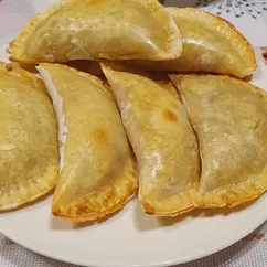 Чебуреки в духовке без масла