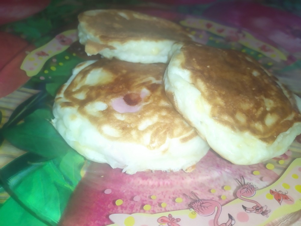 Оладьи с сыром и ветчиной