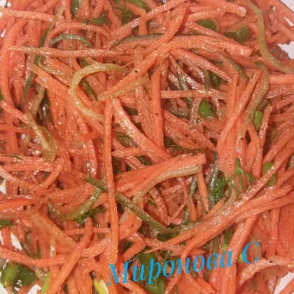 Салат "Острый" морковь с огурцом