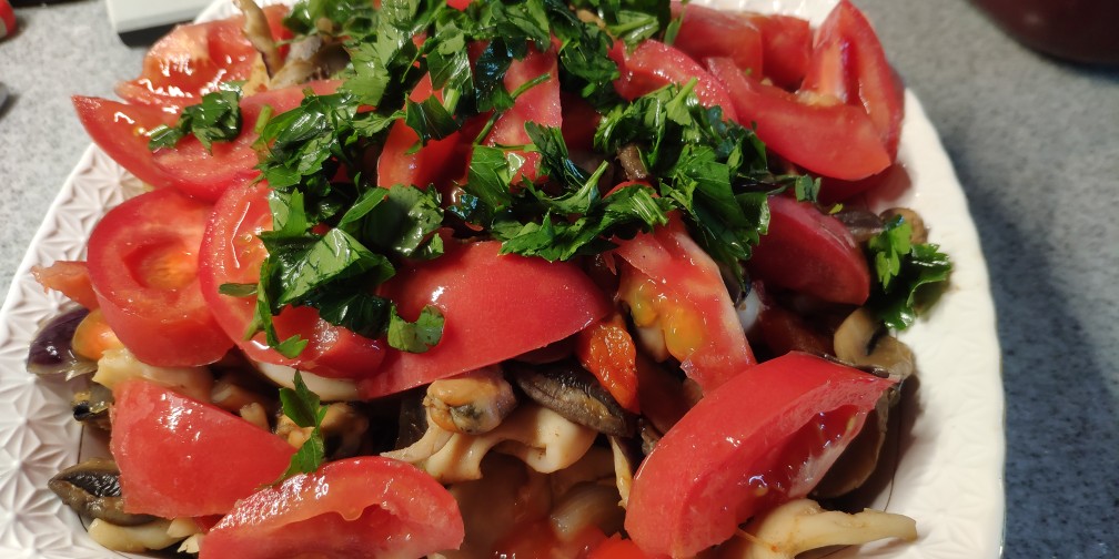 Теплый салат с морепродуктами и фасолью рецепт – Европейская кухня: Завтраки. «Еда»