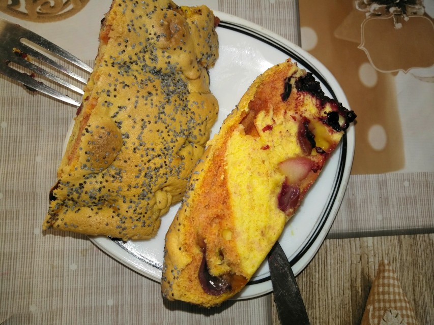Шарлотка фруктовая