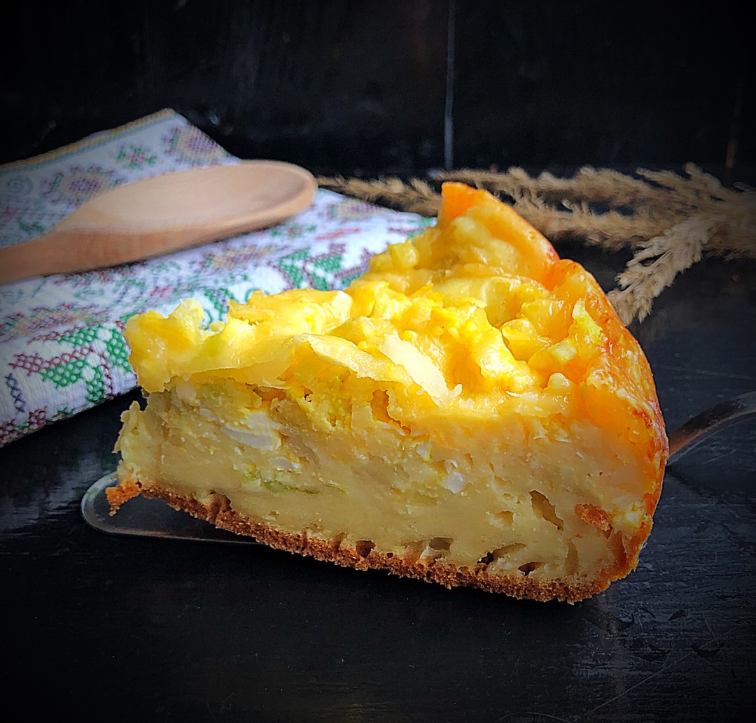 Заливной капустный пирог с сыром в мультиварке