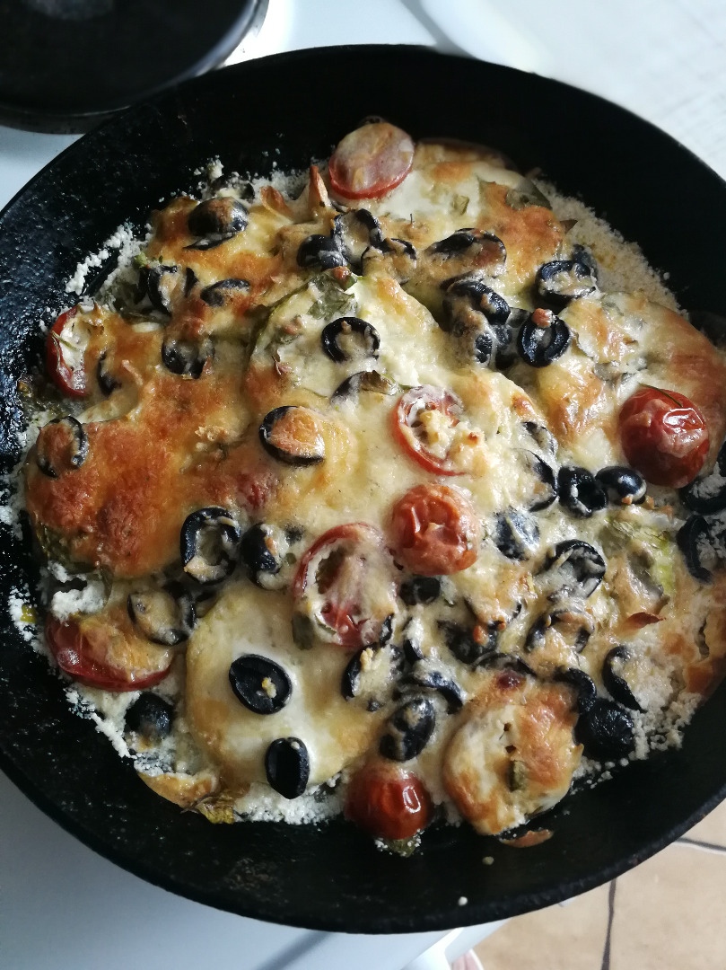 Овощи под сырной шапочкой