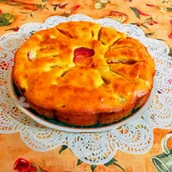 Пирог с нектаринами