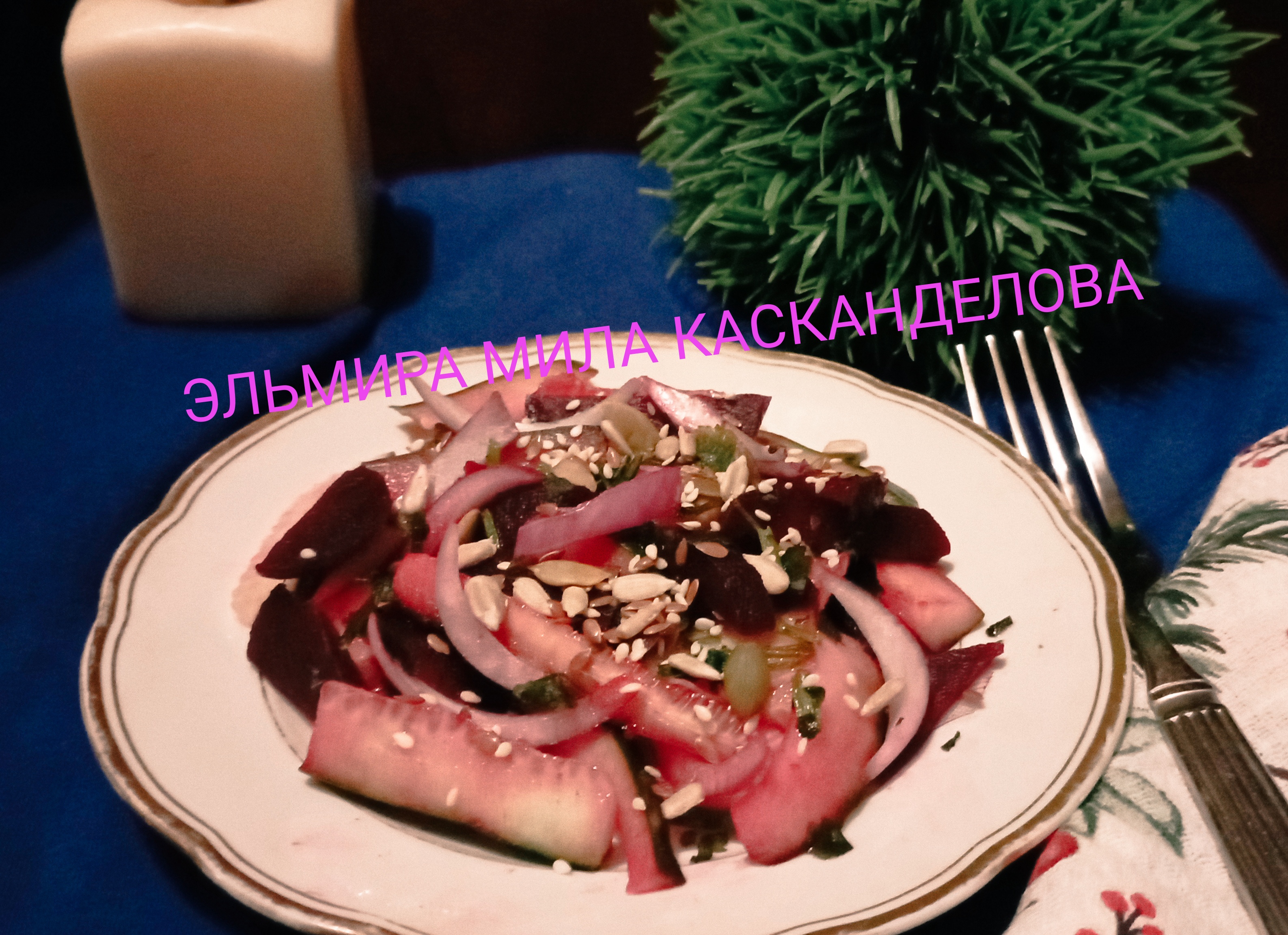 Салат из свёклы с огурцами на новогодний стол 