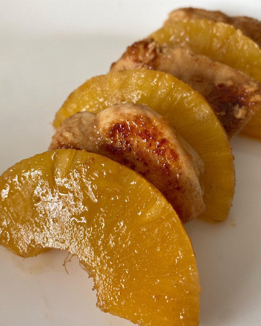 Салат из курицы с ананасом и сыром - рецепт приготовления с фото от steklorez69.ru