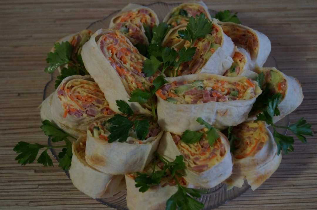 Закусочный рулет