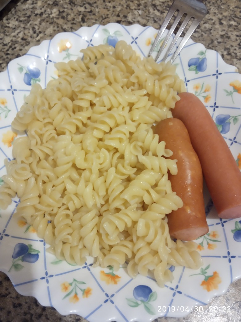 Макарончики с сосисонами