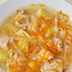 Щи с сельдереем и курицей диетические