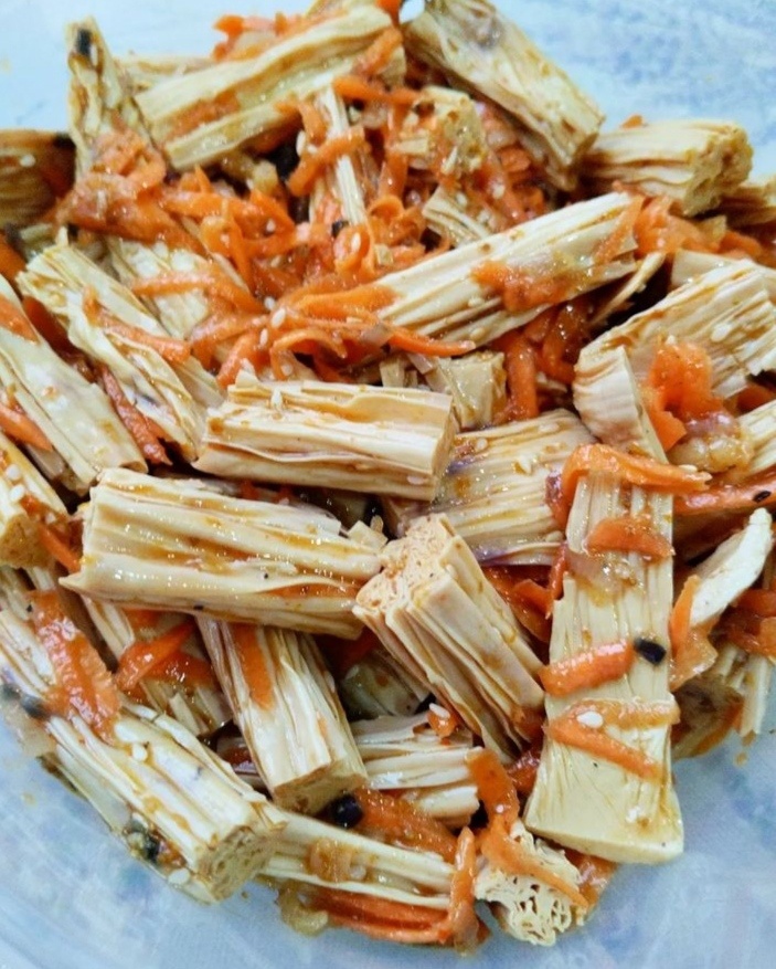 Фучжу по-корейски с морковью
