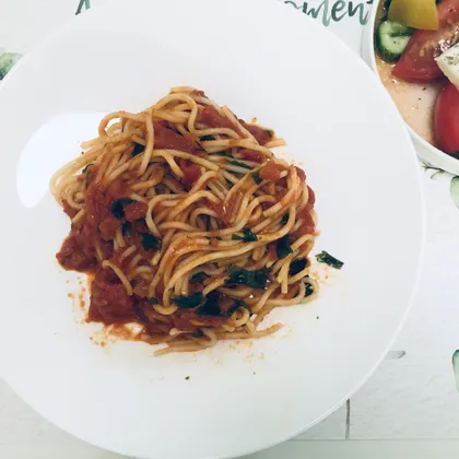 Спагетти в томатном соусе (быстрого приготовления)