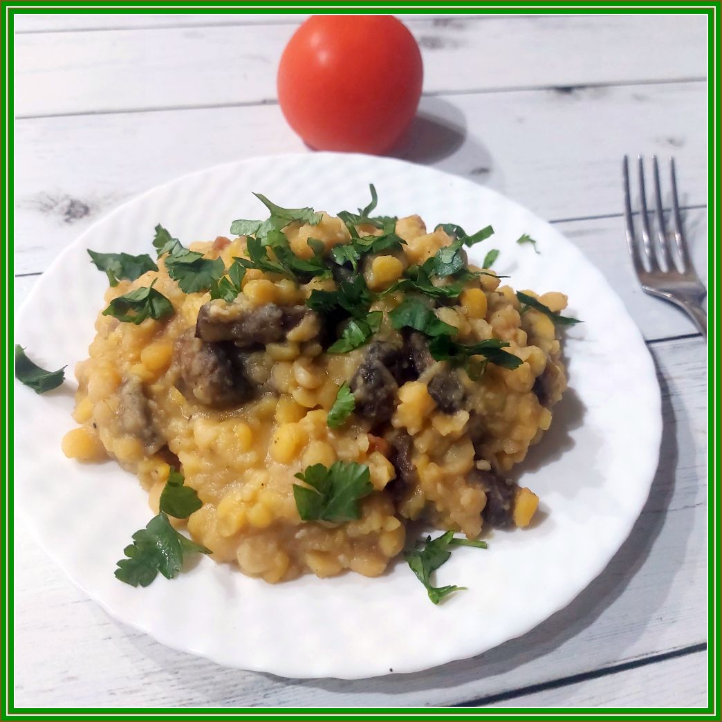 Гороховая каша с шампиньонами