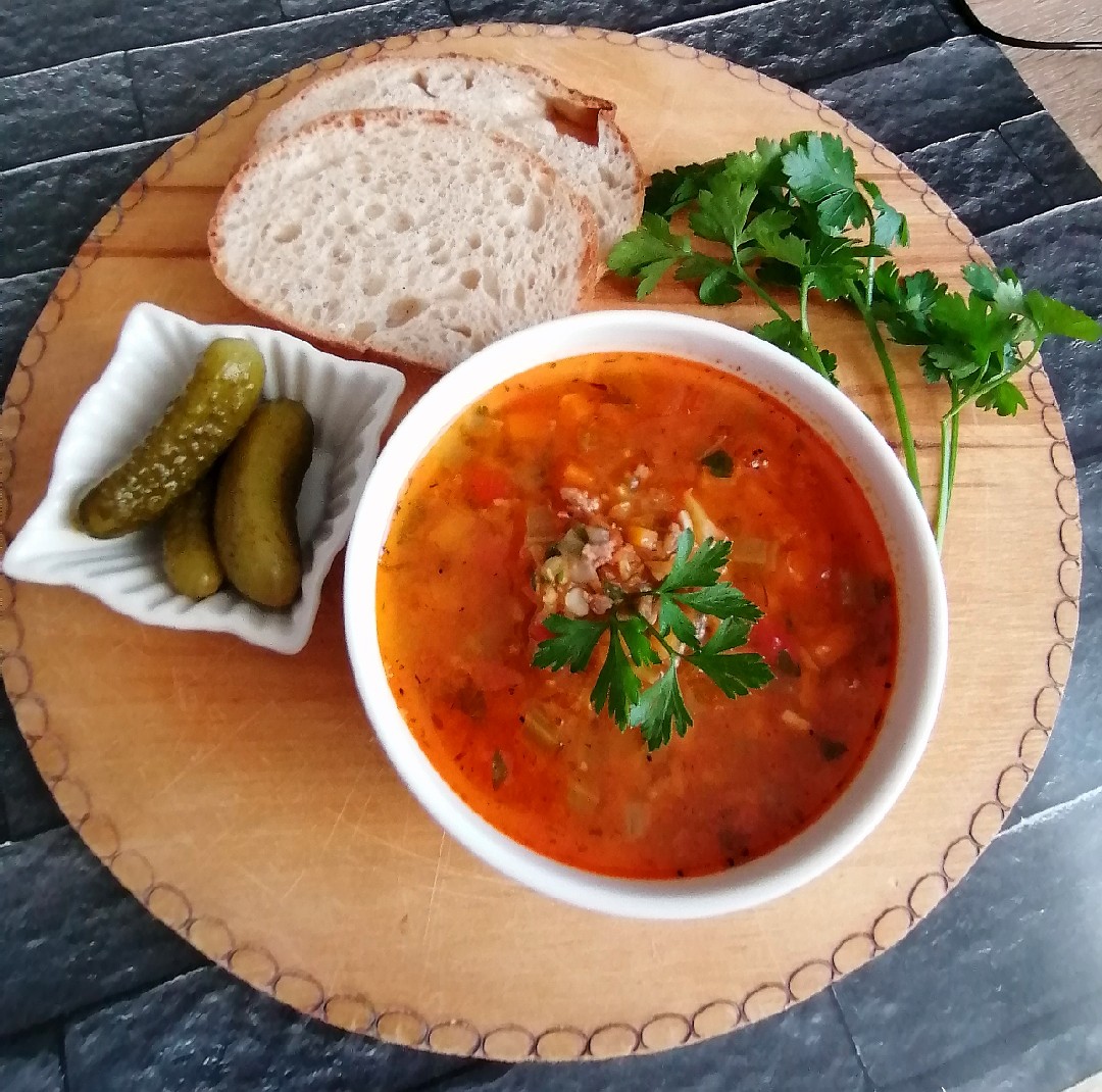 Суп из чечевицы с фаршем мясным и овощами