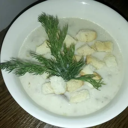 Крем-суп со сметаной и курицей