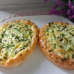 Пп лодочки с яйцом и зелёным луком