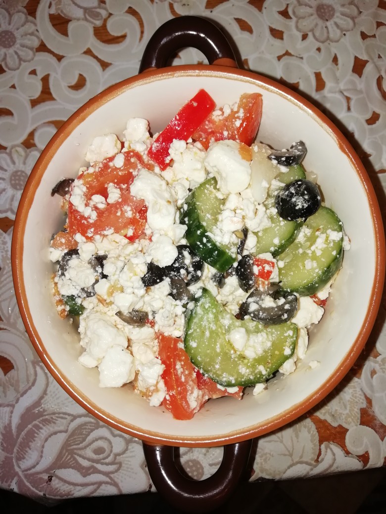 Греческий салат с брынзой: пошаговый рецепт с фото