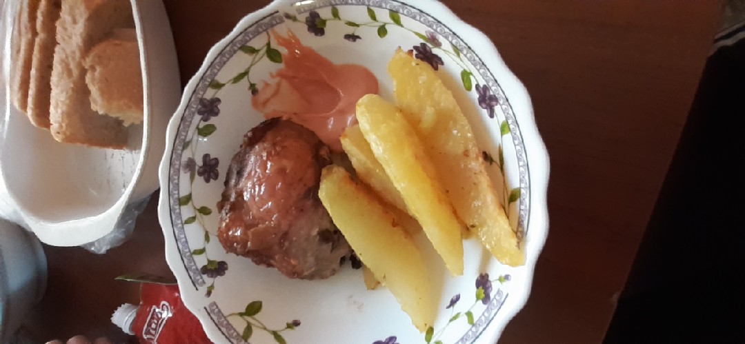 Картошка по-деревенски с запеченной курочкой