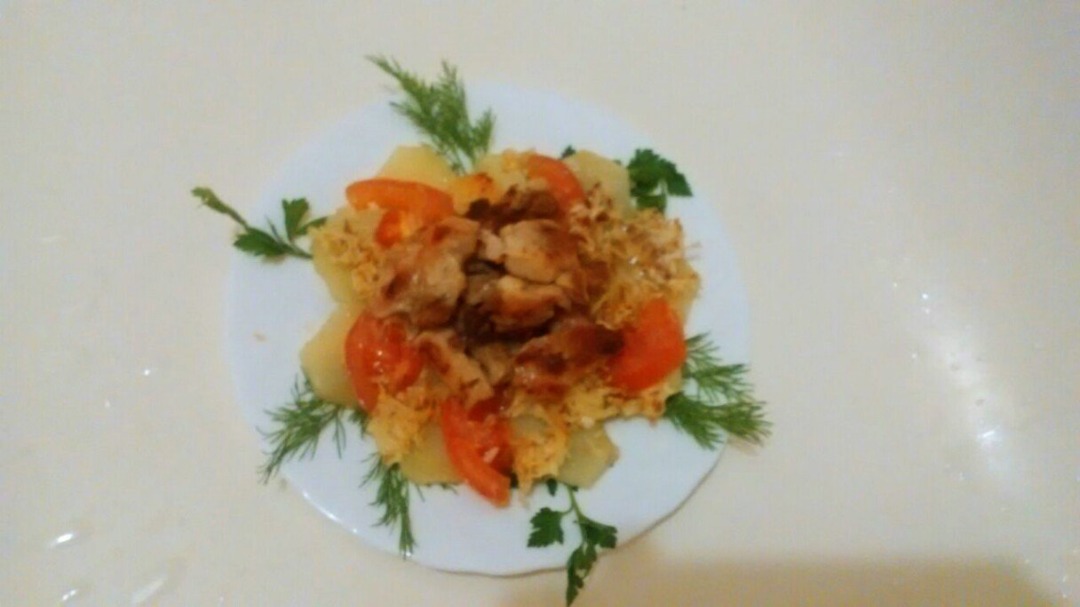 Курочка с картошкой в мультиварке
