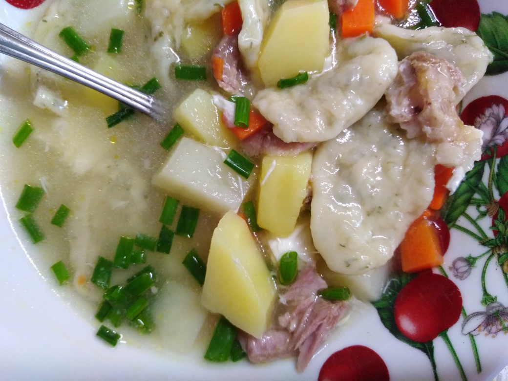 Суп со свининой и чесночными галушками🍽️🍽️🍽️