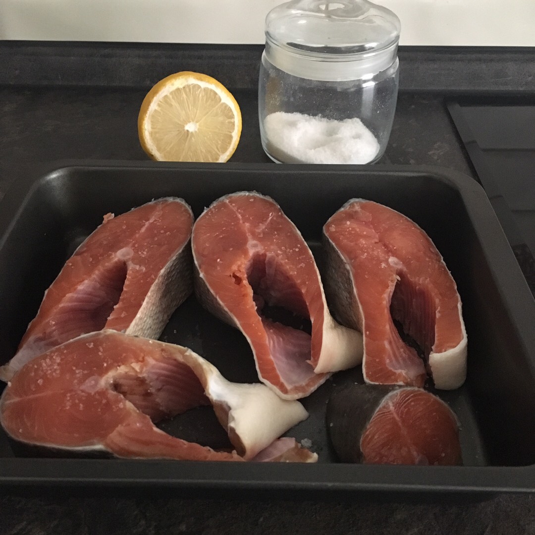 Рыба кижуч, запеченная в духовке