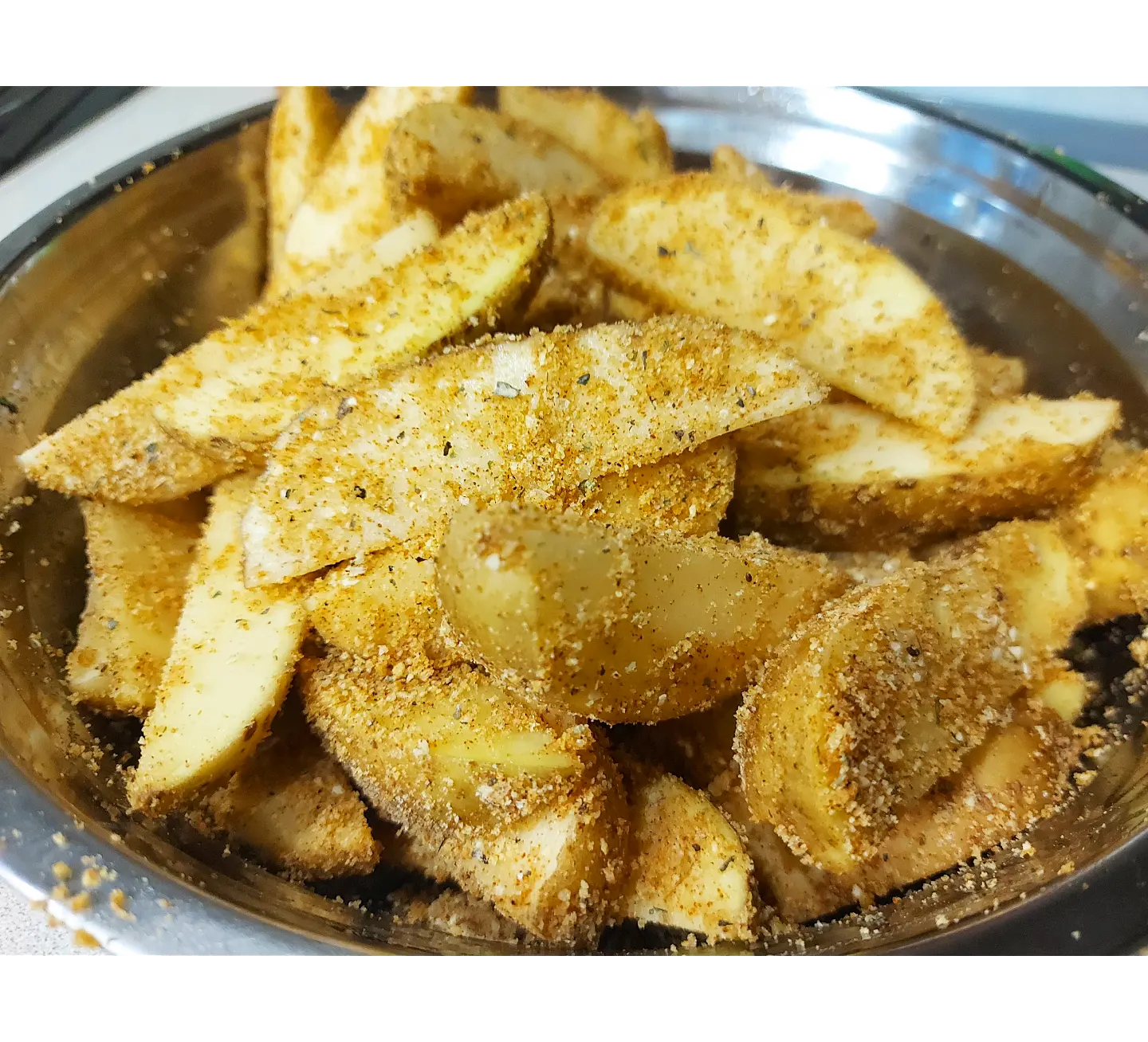 Картофель в сырно-пряной панировке — рецепт с фото пошагово