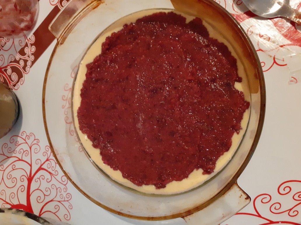 Нежный заливной пирог с ягодами, рецепт с фото — gkhyarovoe.ru