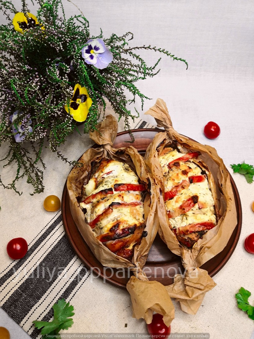 Лодочки их курицы с адыгейским сыром и помидорами