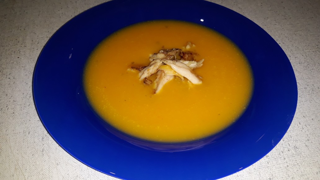 Суп-пюре из тыквы с плавленным сыром