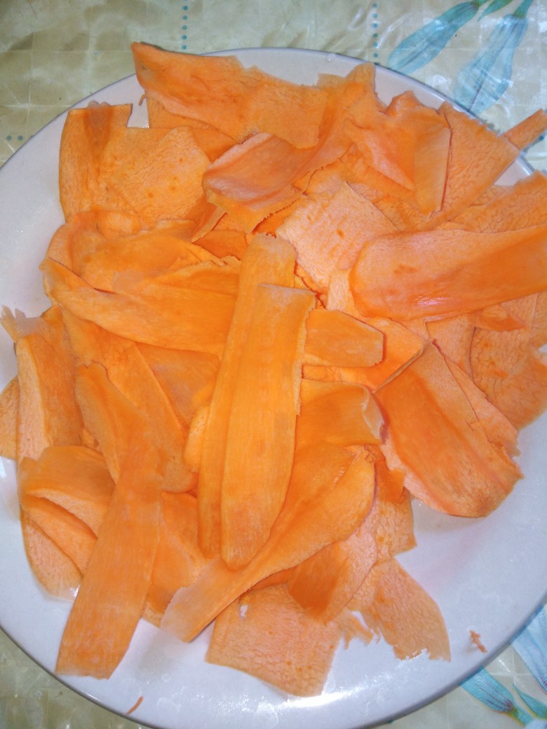 Морковные чипсы с розмарином в духовке рецепт с фото, как приготовить на aikimaster.ru