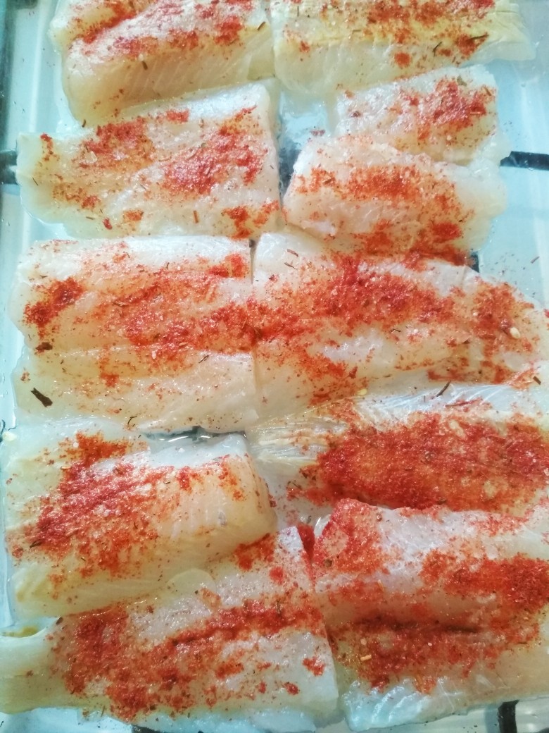 Рыба в томатном соусе с ананасами - рецепт с фотографиями - Patee. Рецепты