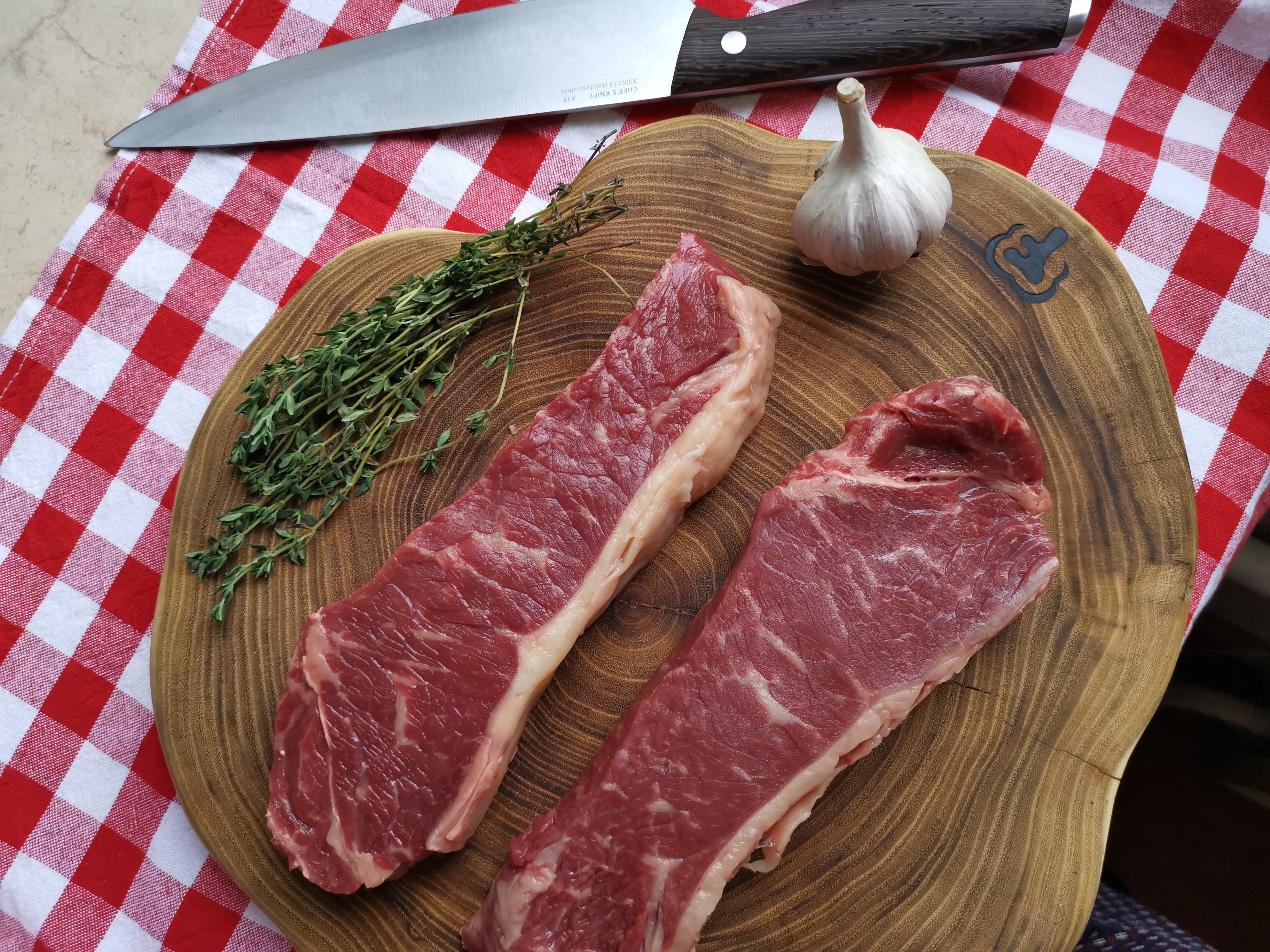 Стейк из мраморной говядины Striploin Steak