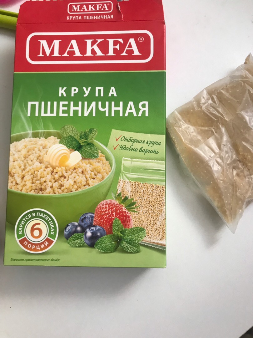 Каша пшеничная на плите