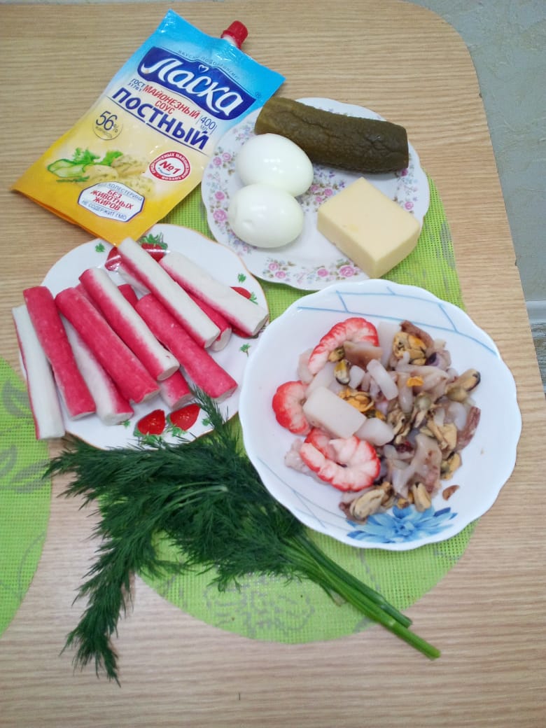 Морской салат с креветками