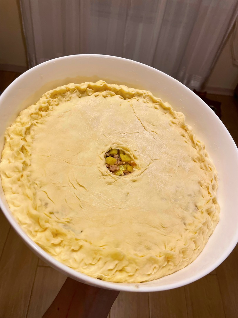 Пирог с мясом и картофелем🥧