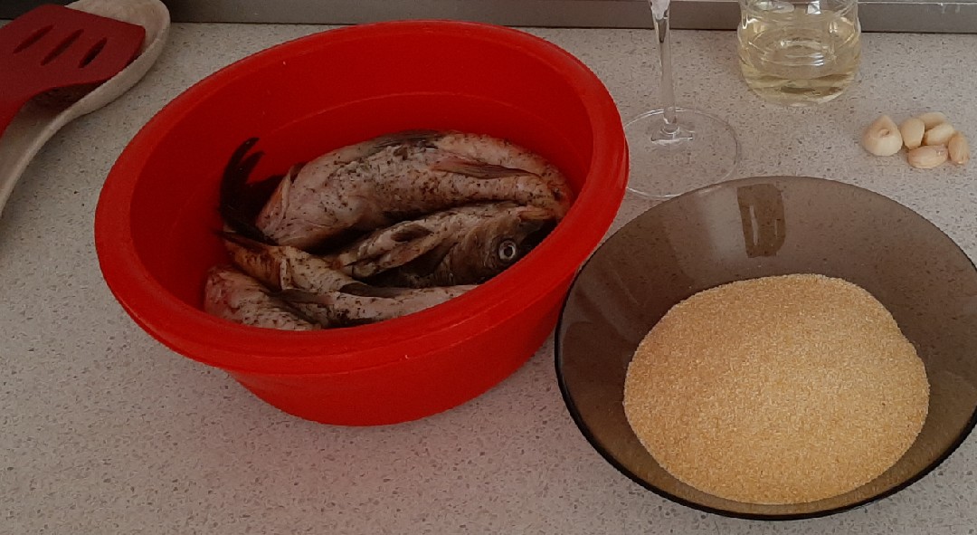 Жареная рыба (в муке) рецепт с фото пошагово - gkhyarovoe.ru