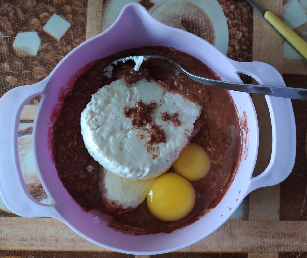 салат с крабовым мясом и свежим огурцом и сыром и яйцом | Дзен