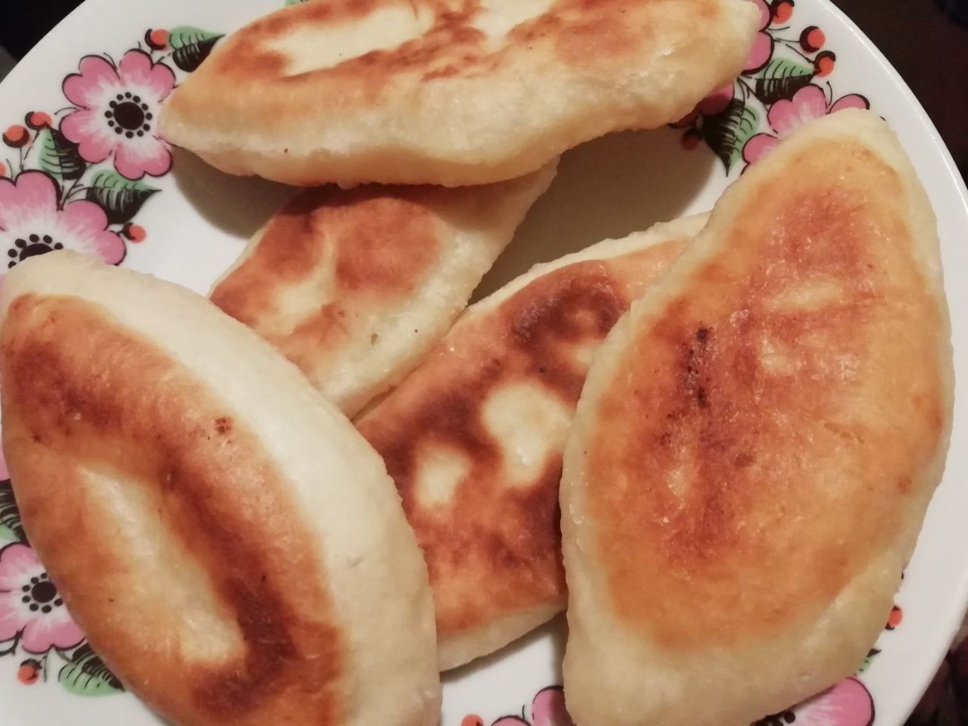 Жареные пирожки с картошкой