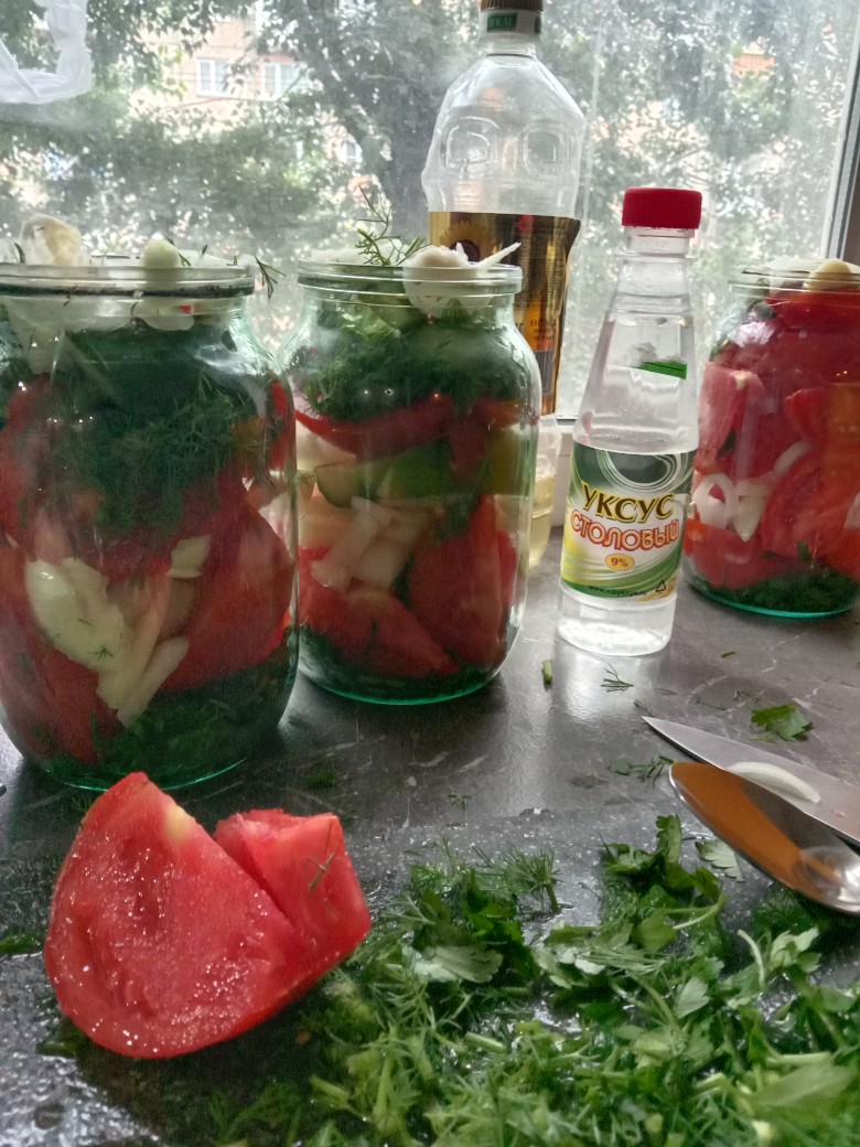 Как приготовить рецепт Резаные томаты на зиму