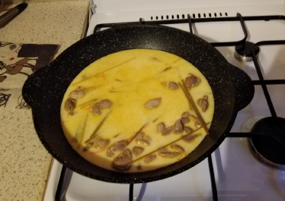 Паста с куриными желудками в сковороде Вок 🍜