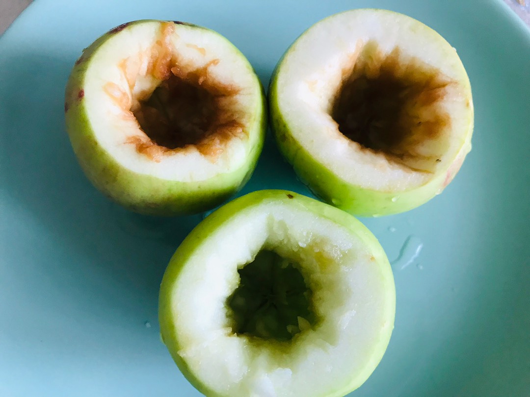 Печёные яблоки с мёдом и корицей🍏