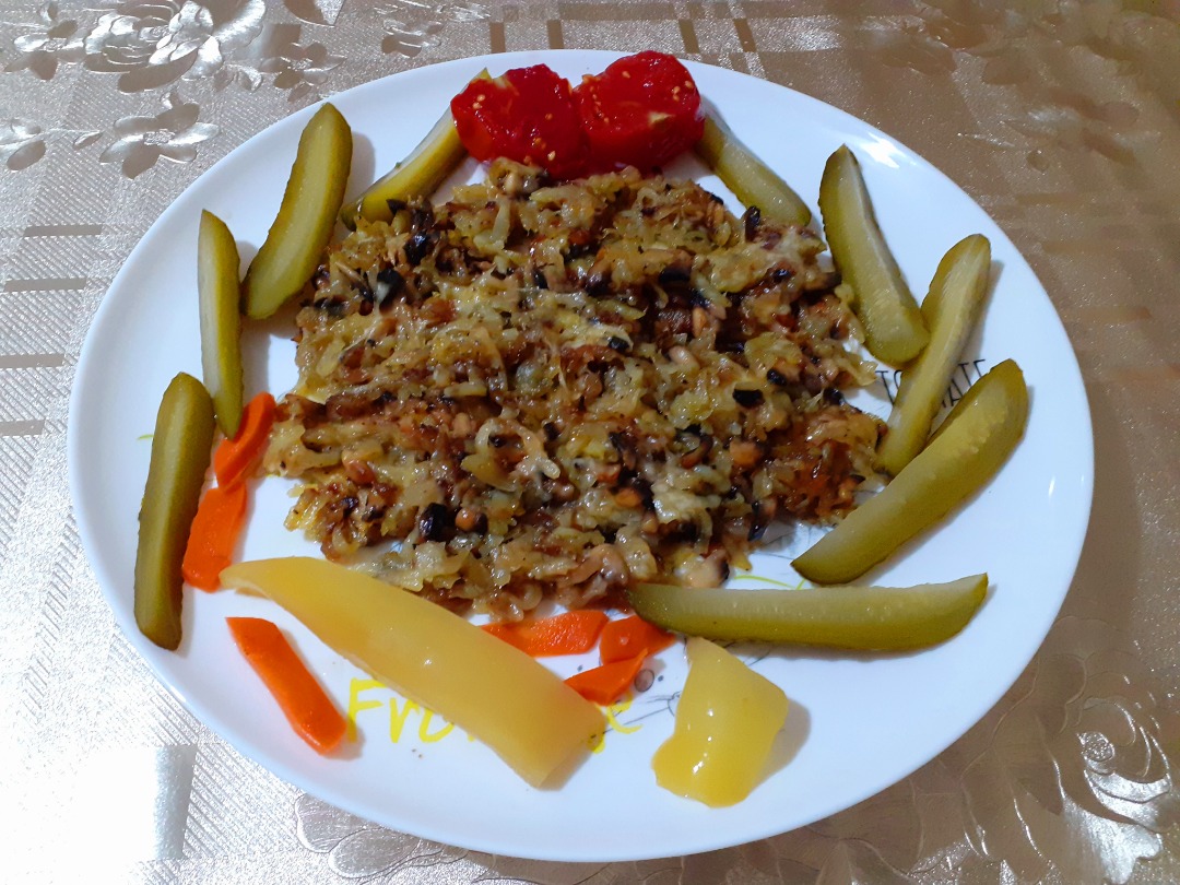 Жареные шампиньоны с картошкой и сыром