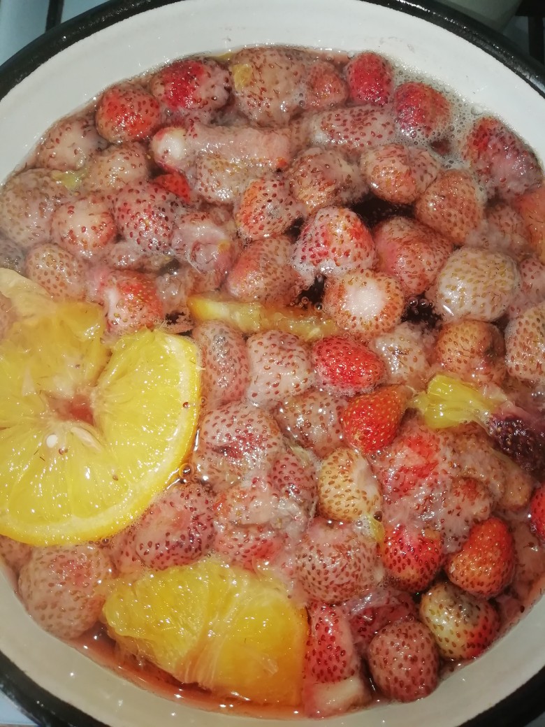 Компот из клубники с апельсином🍓🍊