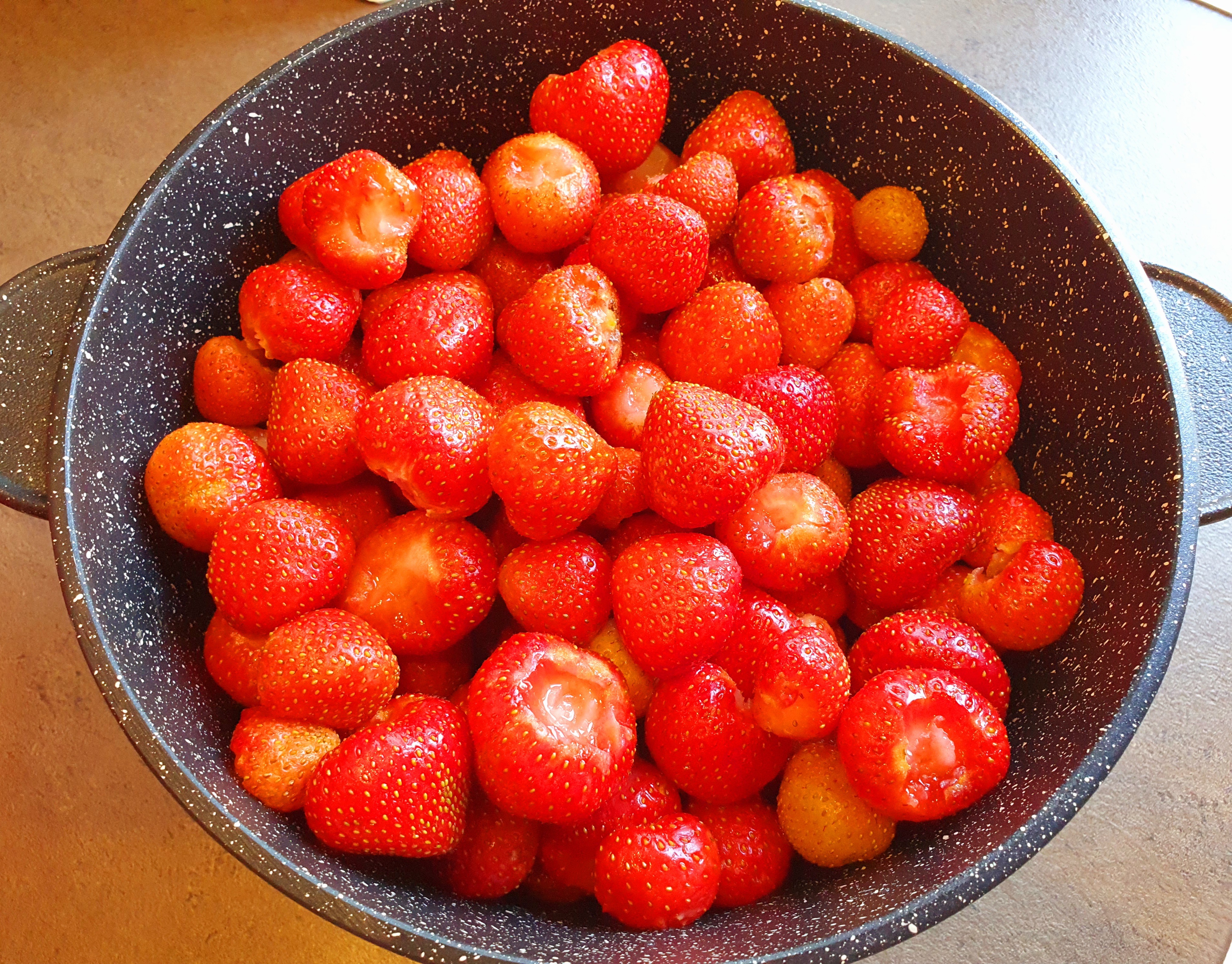 Клубника в сиропе 🍓 (как варенье, только лучше)лучше)